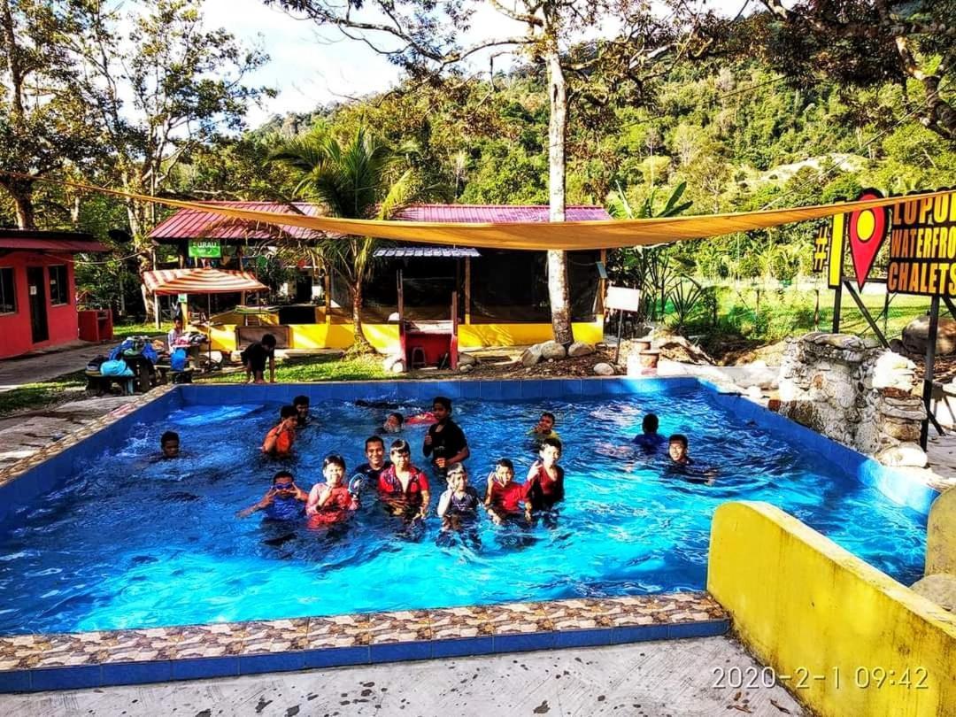 Lopoh Waterfront Budget Chalets Villa Hulu Langat Esterno foto