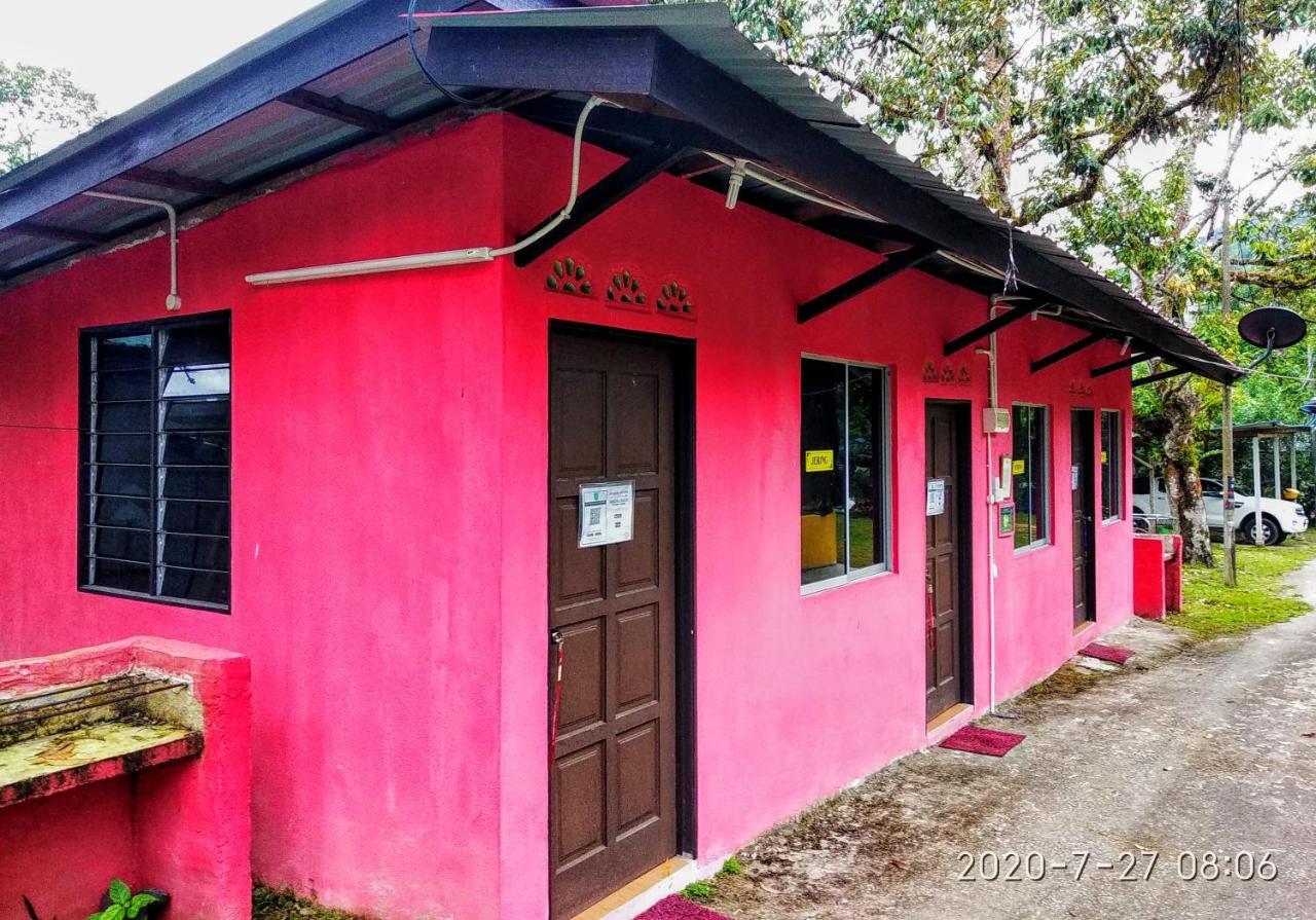 Lopoh Waterfront Budget Chalets Villa Hulu Langat Esterno foto