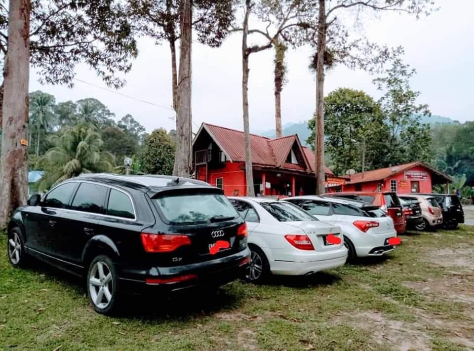 Lopoh Waterfront Budget Chalets Villa Hulu Langat Esterno foto
