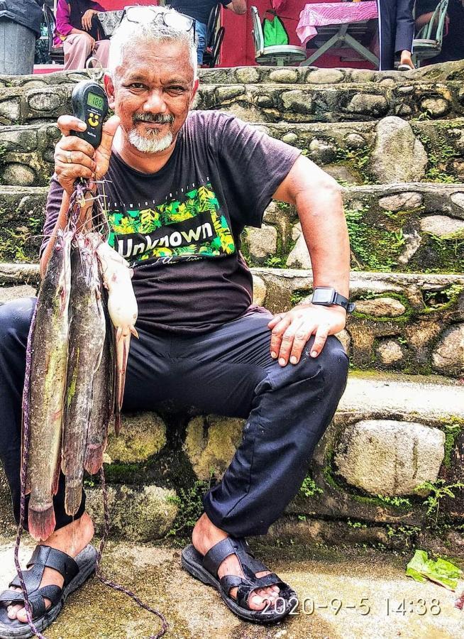 Lopoh Waterfront Budget Chalets Villa Hulu Langat Esterno foto